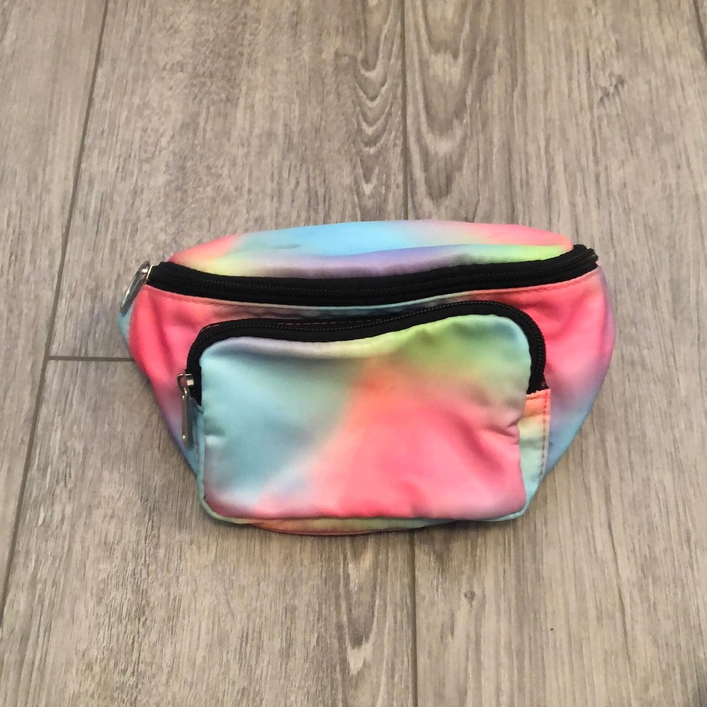 Nice fanny pack.